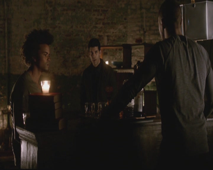 VampireDiariesWorld-dot-org_TheOriginals1x19AnUnblinkingDeath2228.jpg