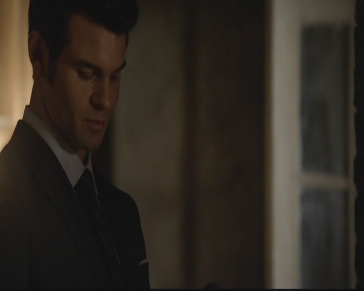 VampireDiariesWorld-dot-org_TheOriginals1x19AnUnblinkingDeath2302.jpg