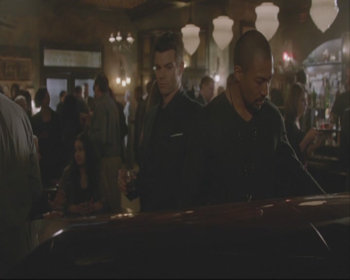 VampireDiariesWorld-dot-org_TheOriginals1x20ACloserWalkWithThee-deletedscene0008.jpg