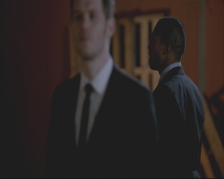 VampireDiariesWorld-dot-org_TheOriginals1x20ACloserWalkWithThee-deletedscene0081.jpg