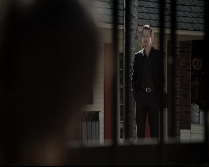 VampireDiariesWorld-dot-org_TheOriginals1x21TheBattleOfNewOrleans0145.jpg