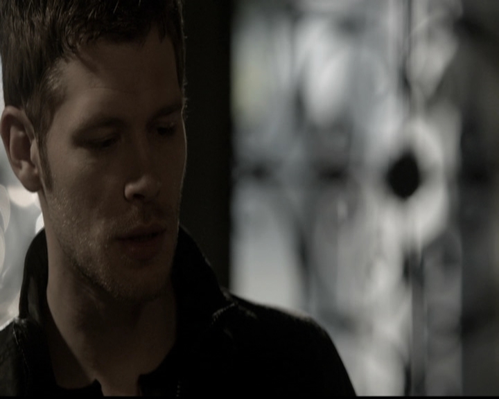 VampireDiariesWorld-dot-org_TheOriginals1x21TheBattleOfNewOrleans0210.jpg