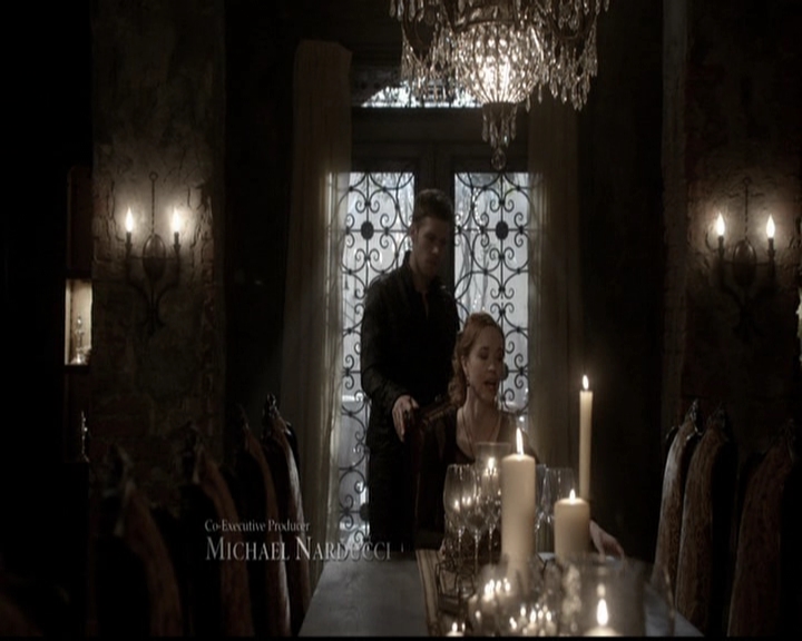 VampireDiariesWorld-dot-org_TheOriginals1x21TheBattleOfNewOrleans0211.jpg