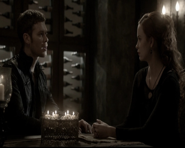 VampireDiariesWorld-dot-org_TheOriginals1x21TheBattleOfNewOrleans0261.jpg