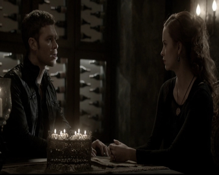 VampireDiariesWorld-dot-org_TheOriginals1x21TheBattleOfNewOrleans0262.jpg