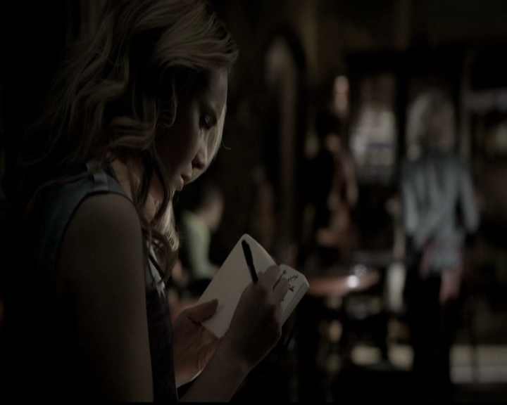 VampireDiariesWorld-dot-org_TheOriginals1x21TheBattleOfNewOrleans0320.jpg