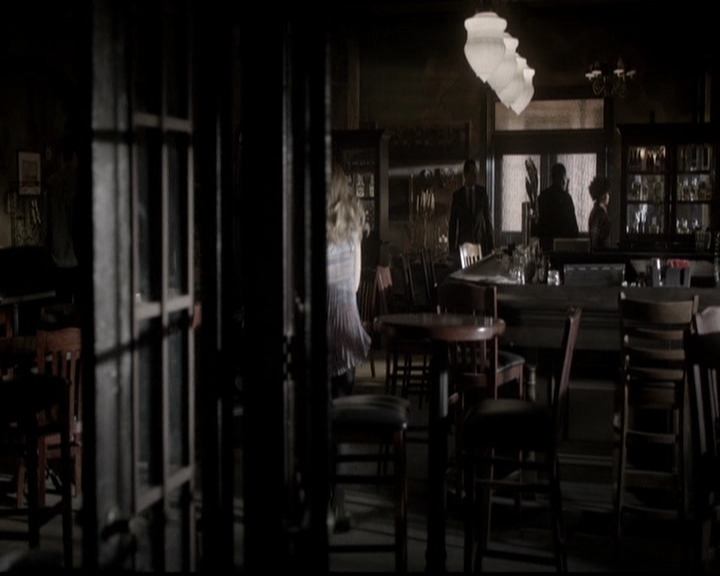 VampireDiariesWorld-dot-org_TheOriginals1x21TheBattleOfNewOrleans0329.jpg