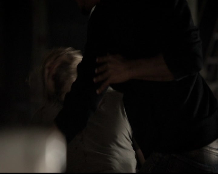 VampireDiariesWorld-dot-org_TheOriginals1x21TheBattleOfNewOrleans0418.jpg