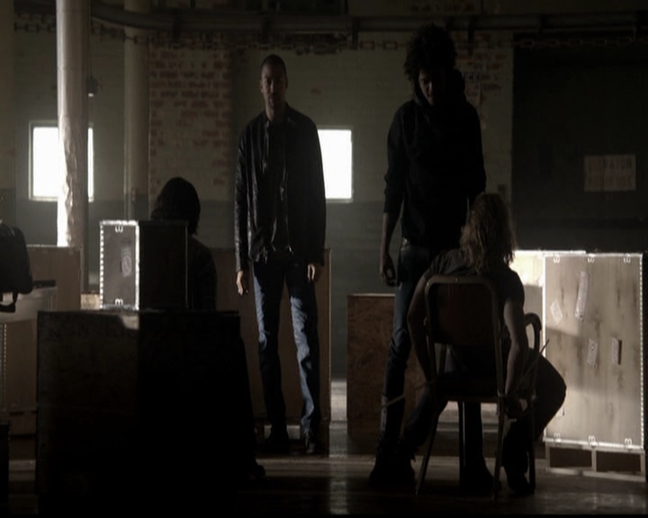 VampireDiariesWorld-dot-org_TheOriginals1x21TheBattleOfNewOrleans0424.jpg