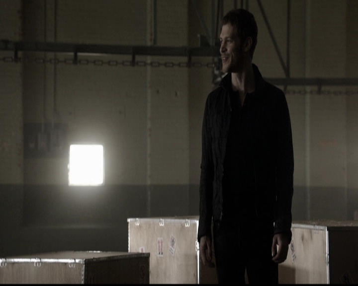 VampireDiariesWorld-dot-org_TheOriginals1x21TheBattleOfNewOrleans0930.jpg
