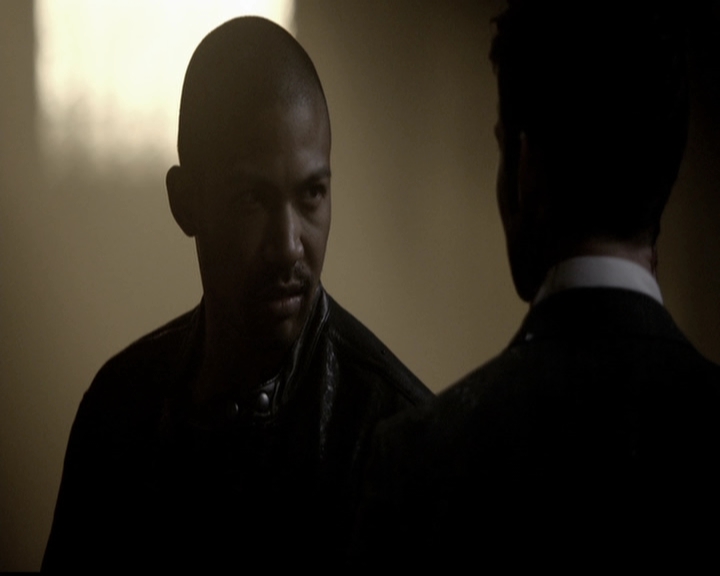 VampireDiariesWorld-dot-org_TheOriginals1x21TheBattleOfNewOrleans2236.jpg