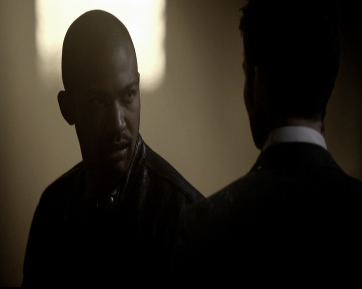 VampireDiariesWorld-dot-org_TheOriginals1x21TheBattleOfNewOrleans2242.jpg