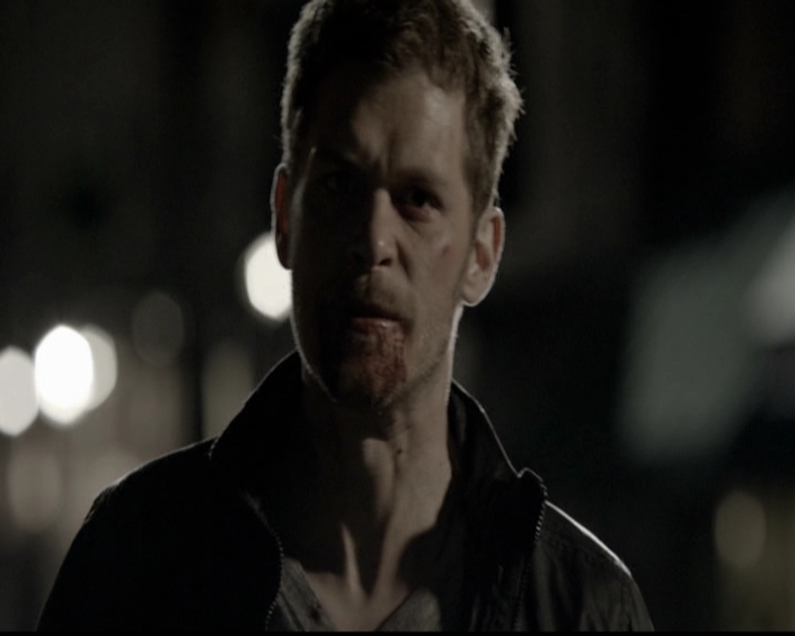 VampireDiariesWorld-dot-org_TheOriginals1x21TheBattleOfNewOrleans2313.jpg