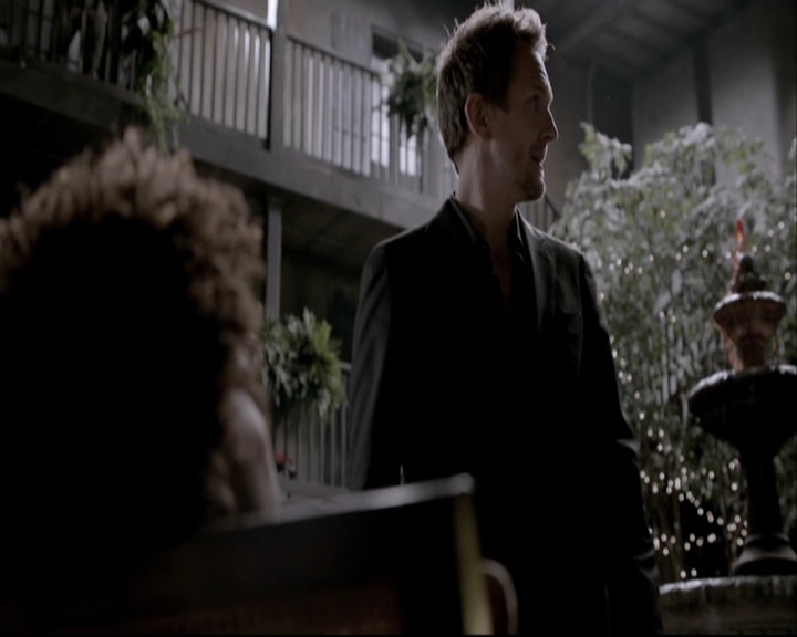 VampireDiariesWorld-dot-org_TheOriginals1x22FromACradleToAGrave-deletedscene0481.jpg