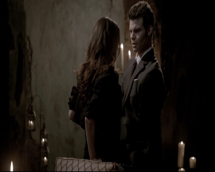 VampireDiariesWorld-dot-org_TheOriginals1x22FromACradleToAGrave-deletedscene0511.jpg