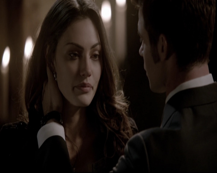 VampireDiariesWorld-dot-org_TheOriginals1x22FromACradleToAGrave-deletedscene0518.jpg