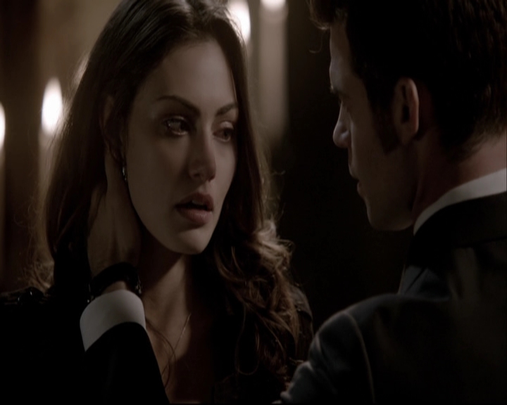 VampireDiariesWorld-dot-org_TheOriginals1x22FromACradleToAGrave-deletedscene0521.jpg