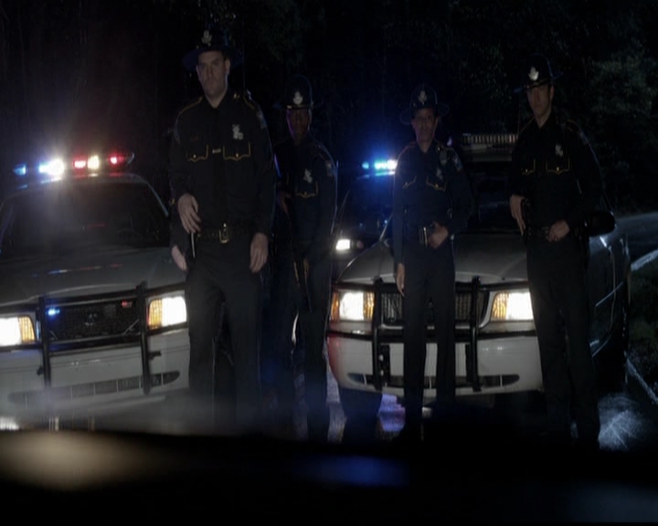 VampireDiariesWorld-dot-org_TheOriginals1x22FromACradleToAGrave0084.jpg