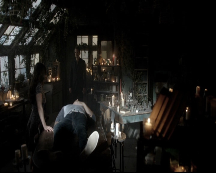 VampireDiariesWorld-dot-org_TheOriginals1x22FromACradleToAGrave1969.jpg