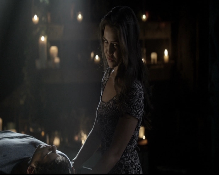 VampireDiariesWorld-dot-org_TheOriginals1x22FromACradleToAGrave1980.jpg