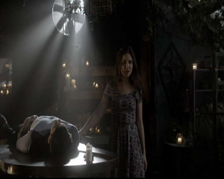 VampireDiariesWorld-dot-org_TheOriginals1x22FromACradleToAGrave2003.jpg