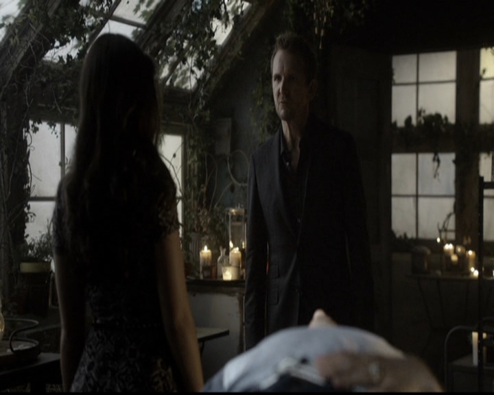 VampireDiariesWorld-dot-org_TheOriginals1x22FromACradleToAGrave2006.jpg