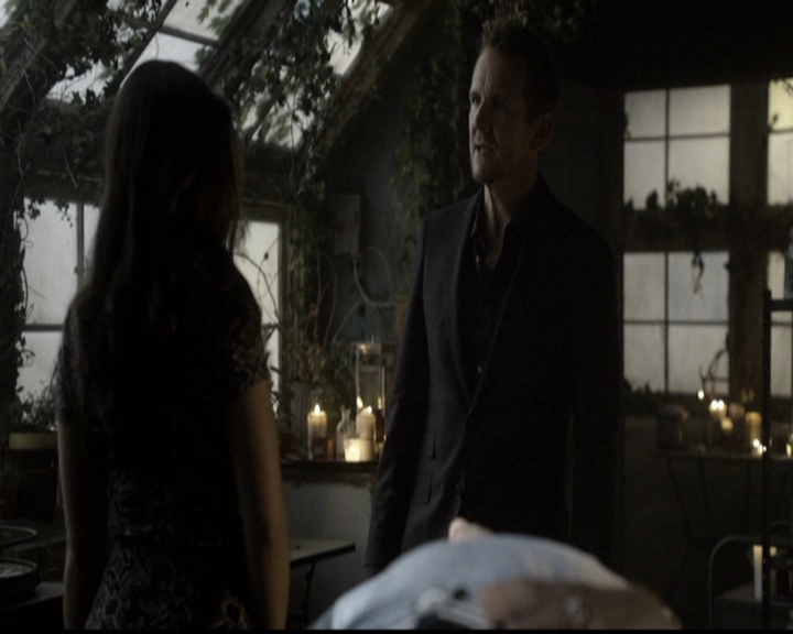 VampireDiariesWorld-dot-org_TheOriginals1x22FromACradleToAGrave2008.jpg