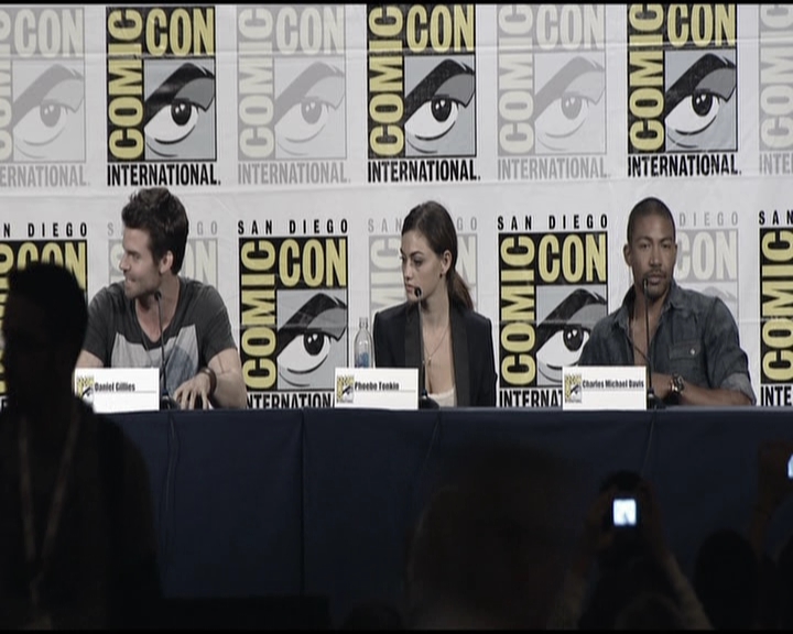 VampireDiariesWorld-dot-org_TheOriginalsS1-2013ComicConPanel1592.jpg