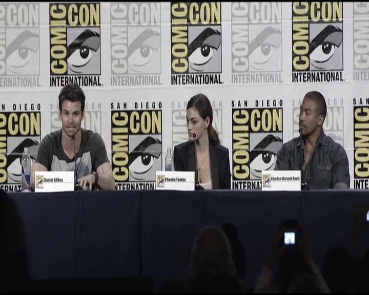 VampireDiariesWorld-dot-org_TheOriginalsS1-2013ComicConPanel1593.jpg