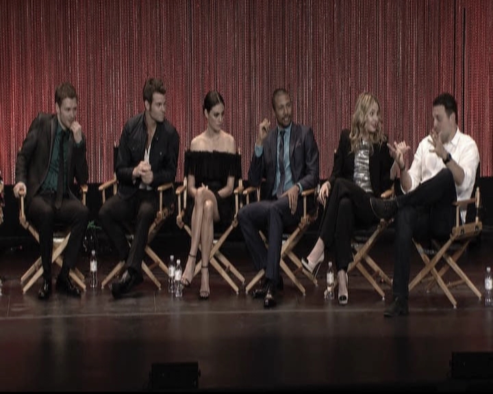 VampireDiariesWorld-dot-org_TheOriginalsS1-2014PaleyFestPanel1692.jpg