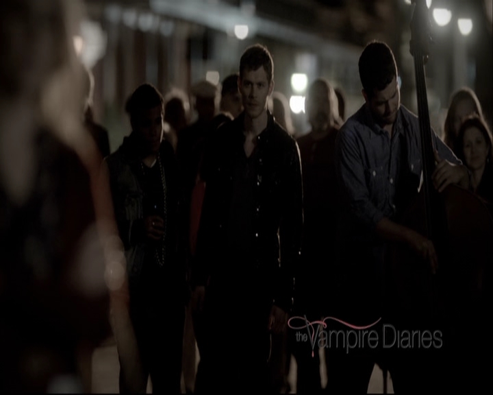 VampireDiariesWorld-dot-org_TheOriginalsS1-TheOriginals-Origins0516.jpg