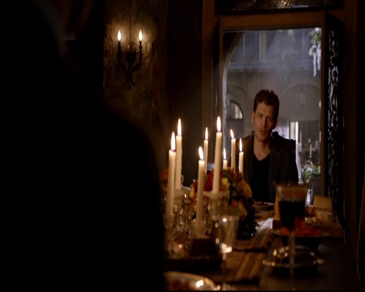 VampireDiariesWorld-dot-nl_TheOriginals_3x01ForTheMillemnium0150.jpg