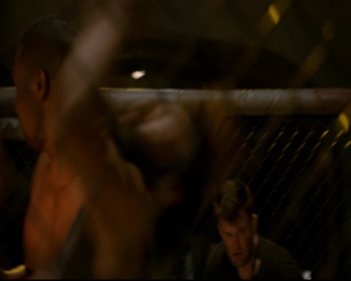 VampireDiariesWorld-dot-nl_TheOriginals_3x01ForTheMillemnium0175.jpg