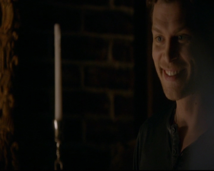 VampireDiariesWorld-dot-nl_TheOriginals_3x01ForTheMillemnium0258.jpg