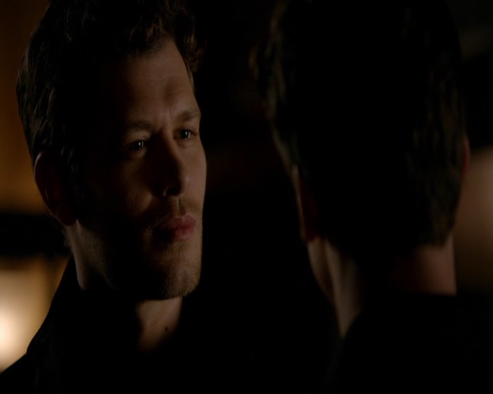 VampireDiariesWorld-dot-nl_TheOriginals_3x01ForTheMillemnium1426.jpg