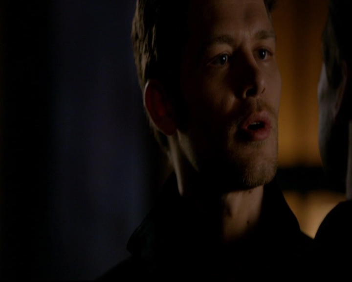 VampireDiariesWorld-dot-nl_TheOriginals_3x01ForTheMillemnium1434.jpg