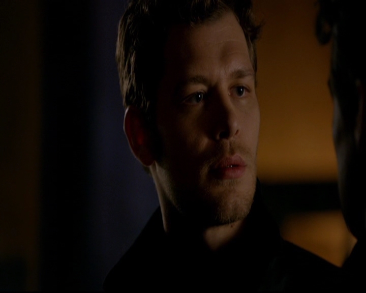 VampireDiariesWorld-dot-nl_TheOriginals_3x01ForTheMillemnium1471.jpg