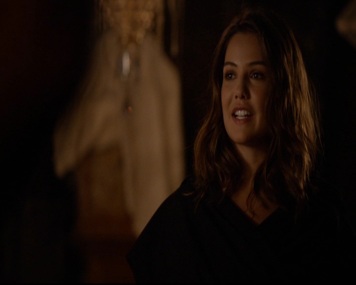 VampireDiariesWorld-dot-nl_TheOriginals_3x01ForTheMillemnium1527.jpg