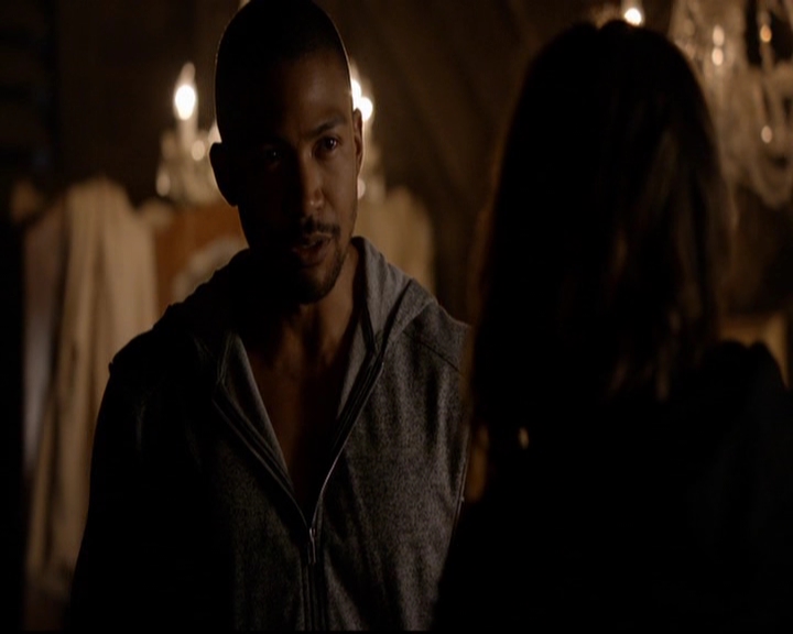 VampireDiariesWorld-dot-nl_TheOriginals_3x01ForTheMillemnium1550.jpg