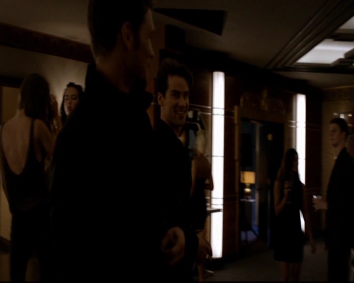 VampireDiariesWorld-dot-nl_TheOriginals_3x01ForTheMillemnium1671.jpg