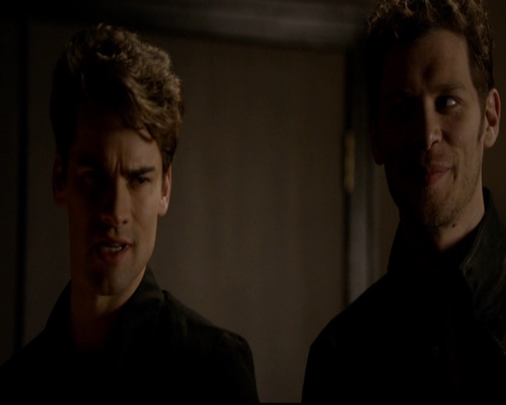 VampireDiariesWorld-dot-nl_TheOriginals_3x01ForTheMillemnium1714.jpg