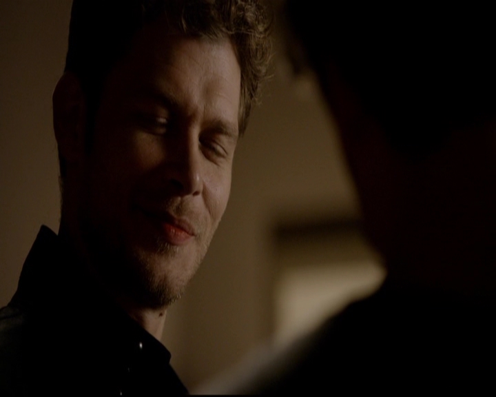 VampireDiariesWorld-dot-nl_TheOriginals_3x01ForTheMillemnium1735.jpg