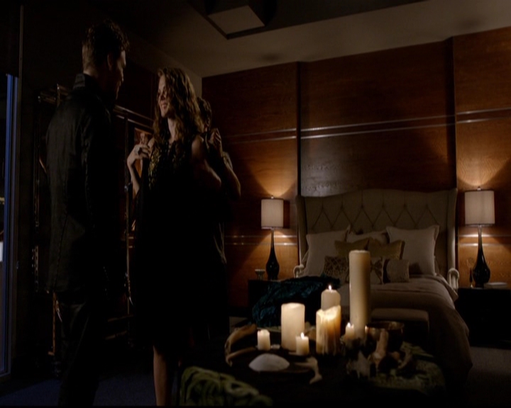 VampireDiariesWorld-dot-nl_TheOriginals_3x01ForTheMillemnium1742.jpg