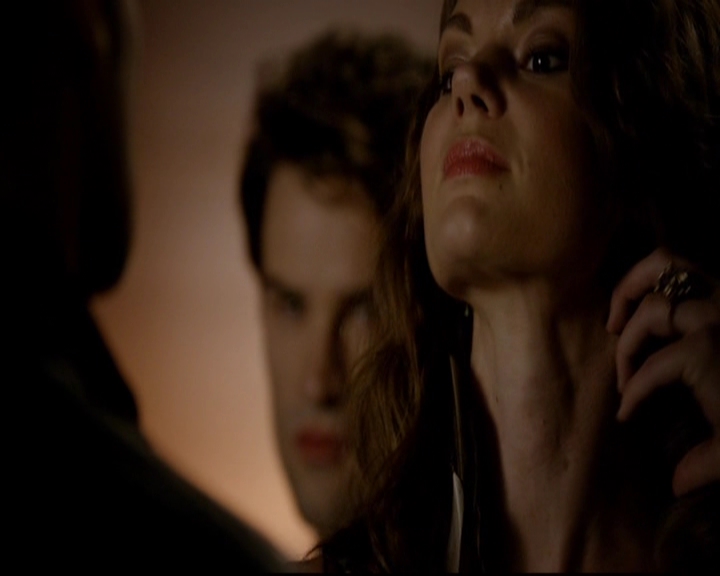 VampireDiariesWorld-dot-nl_TheOriginals_3x01ForTheMillemnium1749.jpg