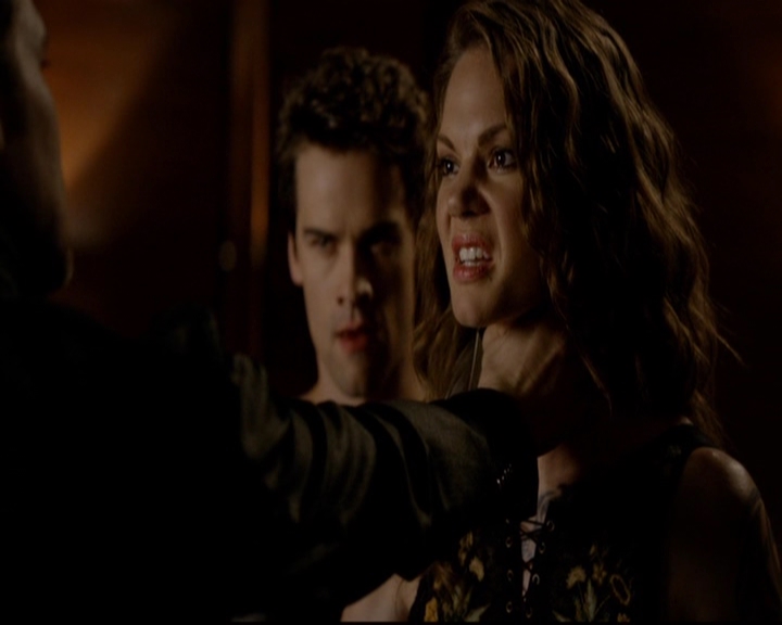 VampireDiariesWorld-dot-nl_TheOriginals_3x01ForTheMillemnium1798.jpg