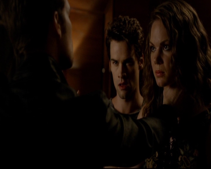 VampireDiariesWorld-dot-nl_TheOriginals_3x01ForTheMillemnium1802.jpg