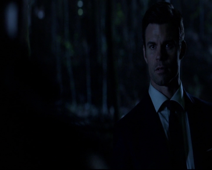 VampireDiariesWorld-dot-nl_TheOriginals_3x01ForTheMillemnium1829.jpg