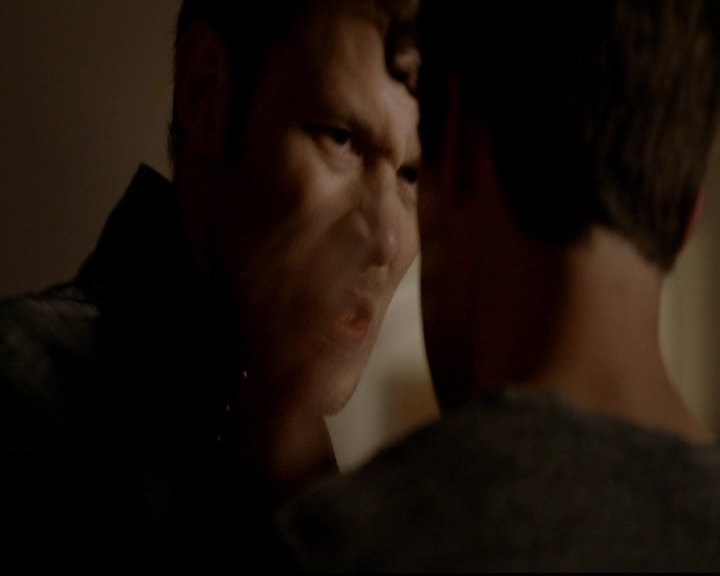 VampireDiariesWorld-dot-nl_TheOriginals_3x01ForTheMillemnium1919.jpg