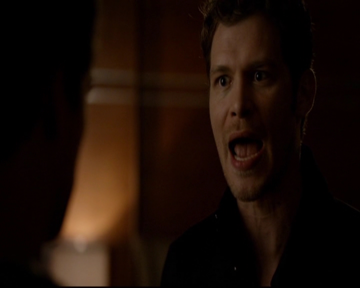 VampireDiariesWorld-dot-nl_TheOriginals_3x01ForTheMillemnium1926.jpg