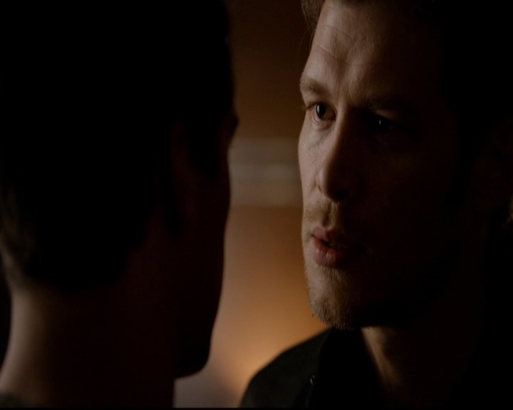 VampireDiariesWorld-dot-nl_TheOriginals_3x01ForTheMillemnium1930.jpg